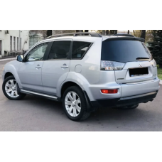 Брызговики под оригинал Mitsubishi Outlander Широкий порог 2010-2012 MI2004